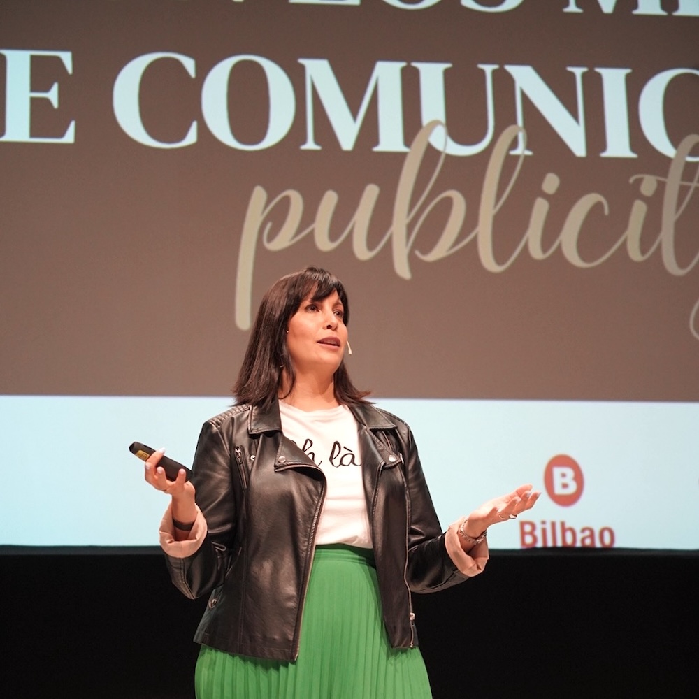Clara Montesinos en el escenario de Innova Bilbao 2023